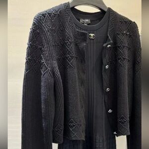 CHANEL Black Knit Cropped Cardigan with Signature Buttons